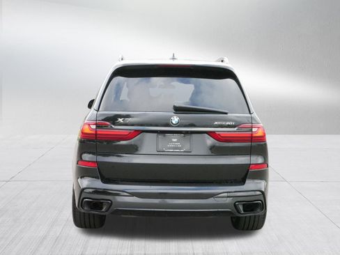 Used 2022 BMW X7 xDrive40i w/ M Sport Package image 6