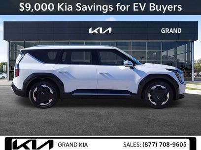 New 2026 Kia EV9 Land