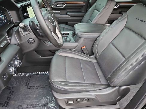 Used 2025 GMC Sierra 1500 Denali w/ Denali Reserve Package image 17