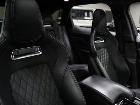 Used 2019 Jaguar F-PACE SVR AWD/4WD image 29