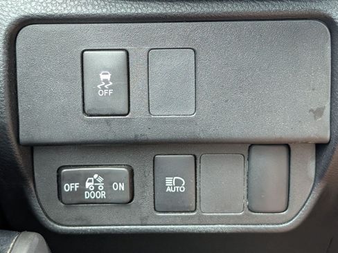 Used 2023 Toyota Tacoma SR5 w/ Technology Package RWD image 21
