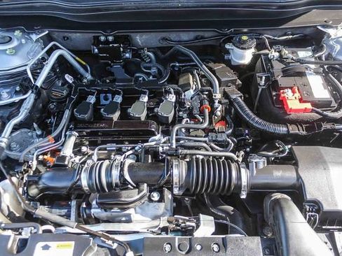 Used 2021 Honda Accord Sport image 38
