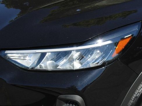 Used 2025 Ford Escape ST-Line Select w/ Tech Pack #2 AWD/4WD image 11