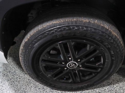Used 2024 Toyota Tundra SR5 AWD/4WD image 11