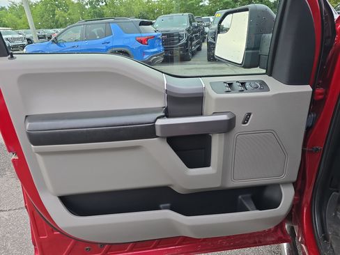 Used 2020 Ford F150 XLT w/ Equipment Group 302A Luxury AWD/4WD image 19