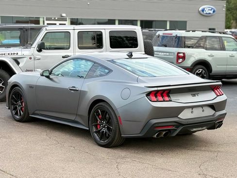 Used 2025 Ford Mustang GT Premium RWD image 39