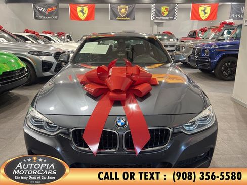 Used 2017 BMW 340i xDrive Sedan AWD/4WD image 10