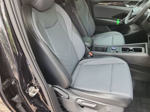 New 2026 Volkswagen Tiguan SE R-Line AWD/4WD image 12