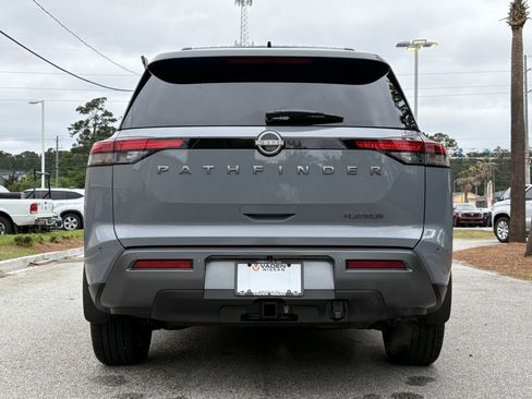 Certified 2026 Nissan Pathfinder Platinum FWD image 22