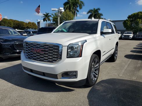 Used 2019 GMC Yukon Denali w/ Denali Ultimate Package image 3