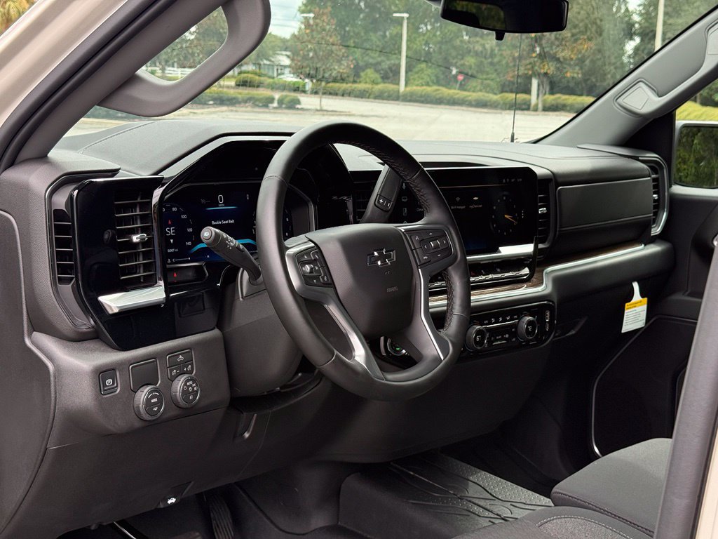 Used 2026 Chevrolet Silverado 1500 RST w/ RST Select Package RWD image 10