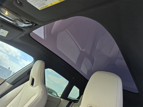 New 2026 BMW iX xDrive60 w/ Executive Package image 10