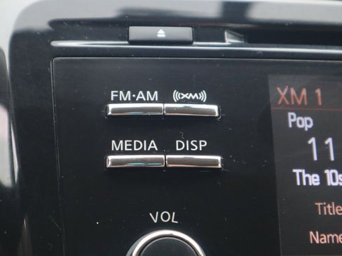 Used 2015 Nissan Rogue SV w/ SV Moonroof Package image 63