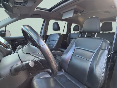 Used 2019 Honda Pilot Touring image 24