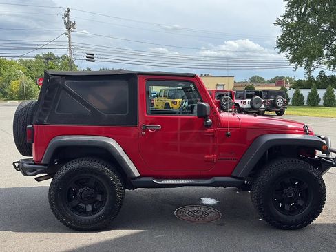 Used 2014 Jeep Wrangler Sport w/ Connectivity Group AWD/4WD image 7