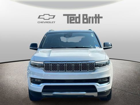 Used 2023 Jeep Grand Wagoneer L Series II AWD/4WD image 2