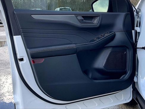 New 2026 Ford Escape Active image 13