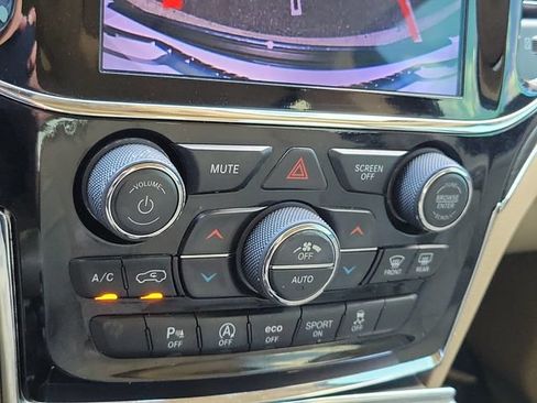 Used 2020 Jeep Grand Cherokee Limited RWD image 26