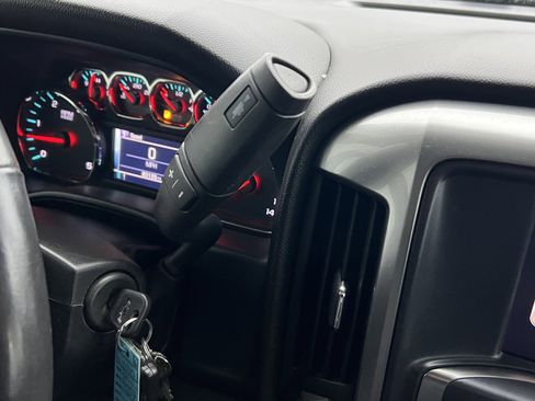 Used 2017 Chevrolet Silverado 2500 LT image 29