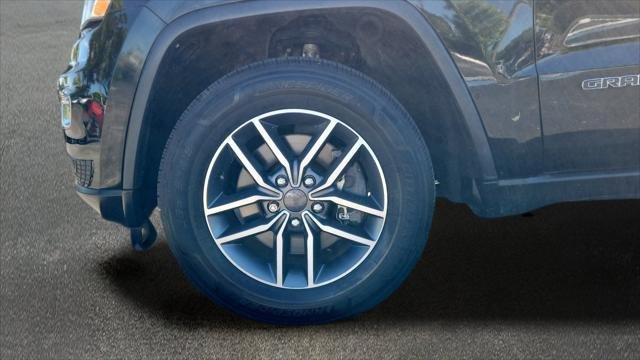 Used 2021 Jeep Grand Cherokee Limited AWD/4WD image 22