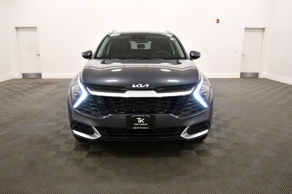 Certified 2025 Kia Sportage EX AWD/4WD image 11