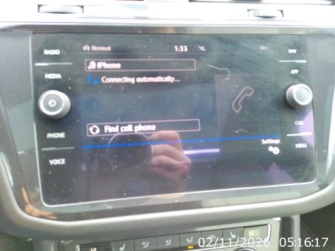 Used 2019 Volkswagen Tiguan S image 20