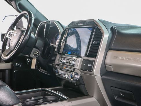 Used 2022 Ford F350 Lariat w/ Lariat Value Package image 27