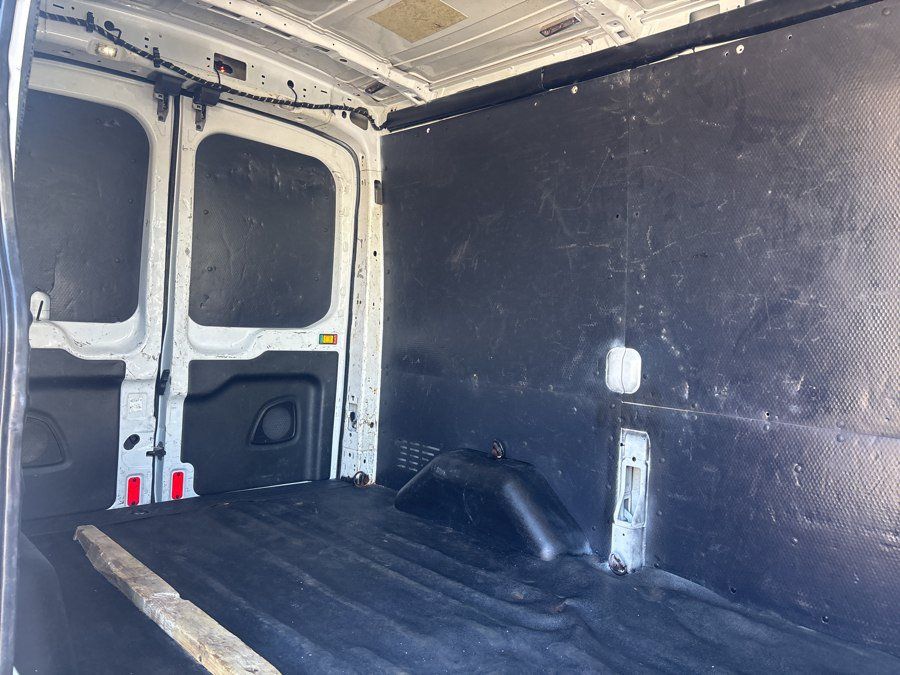 Used 2016 Ford Transit 250 130 Medium Roof w/ Exterior Upgrade Package RWD image 28