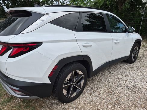 Used 2025 Hyundai Tucson SEL image 3