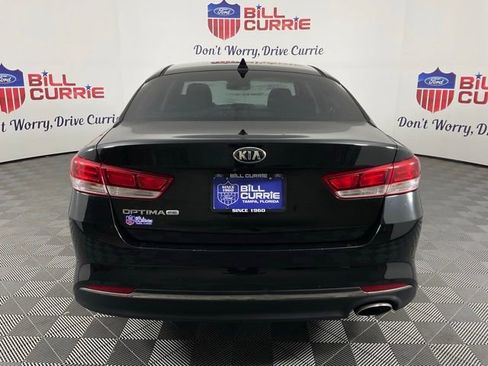 Used 2016 Kia Optima LX image 4