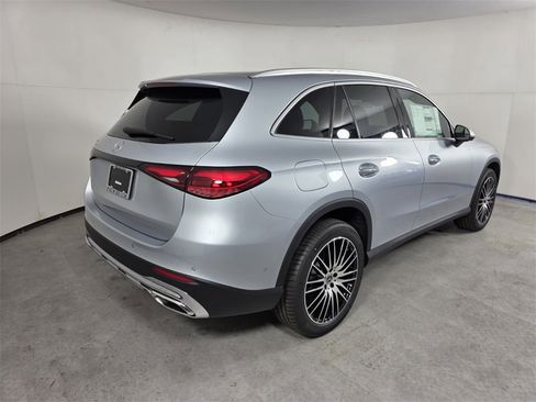 New 2026 Mercedes-Benz GLC 300 image 4