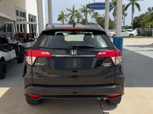 Used 2019 Honda HR-V Sport image 7