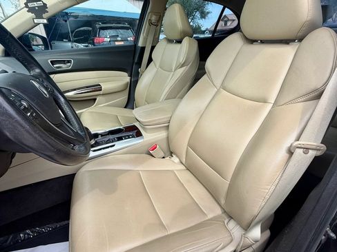 Used 2018 Acura TLX FWD image 25