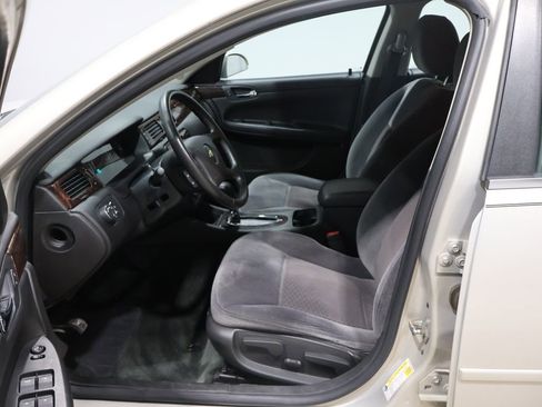 Used 2012 Chevrolet Impala LT image 10