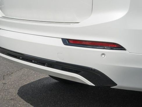 New 2027 Volvo XC90 B6 Ultra AWD/4WD image 9