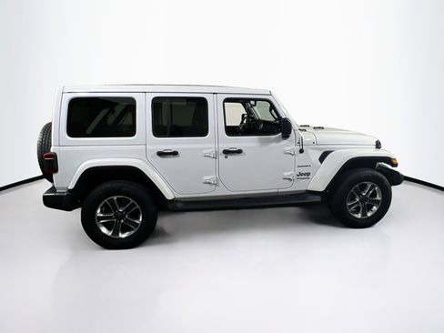 Used 2021 Jeep Wrangler Unlimited Sahara AWD/4WD image 4
