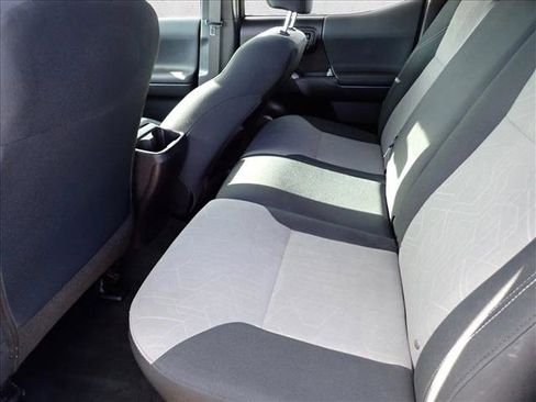 Used 2021 Toyota Tacoma TRD Off-Road image 7