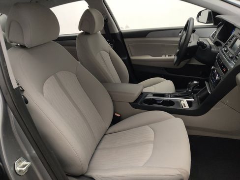 Used 2016 Hyundai Sonata SE image 21