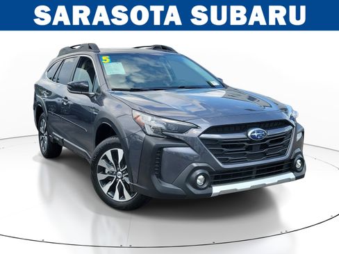 Certified 2025 Subaru Outback Limited AWD/4WD image 1