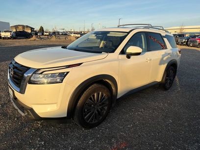 Used 2022 Nissan Pathfinder SL w/ SL Premium Package