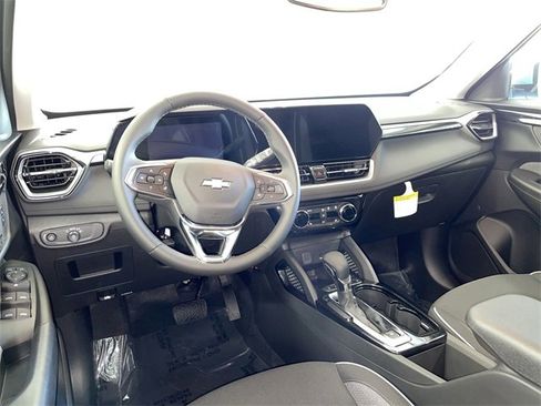 New 2026 Chevrolet TrailBlazer LT w/ Convenience Package image 19