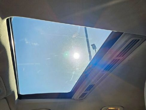 Used 2017 Mercedes-Benz GLE 350 GLE 350 w/ Premium 1 Package image 18