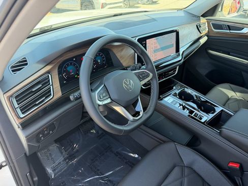 New 2026 Volkswagen Atlas SE AWD/4WD image 12