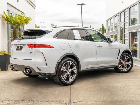 Used 2019 Jaguar F-PACE SVR AWD/4WD image 7
