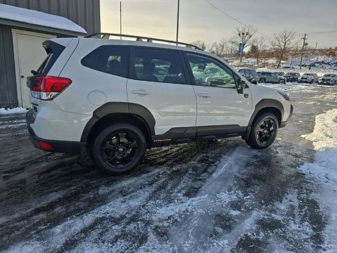 Used 2022 Subaru Forester Wilderness image 9