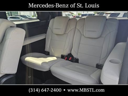 Used 2017 Mercedes-Benz GLS 550 4MATIC image 14
