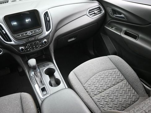 Used 2023 Chevrolet Equinox LT image 12