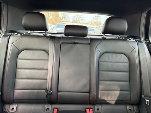 Used 2019 Volkswagen Golf 4-Door image 21