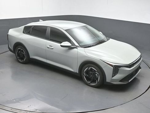 Used 2026 Kia K4 EX FWD image 42