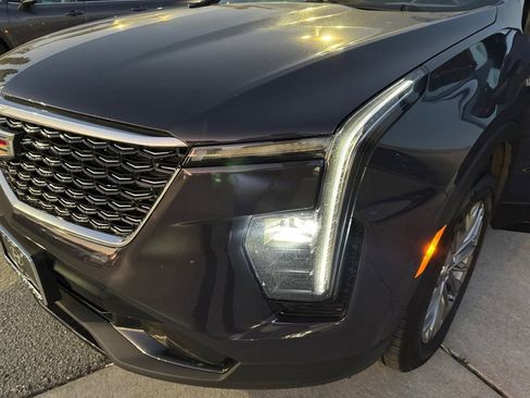 Used 2025 Cadillac XT4 Premium Luxury image 33